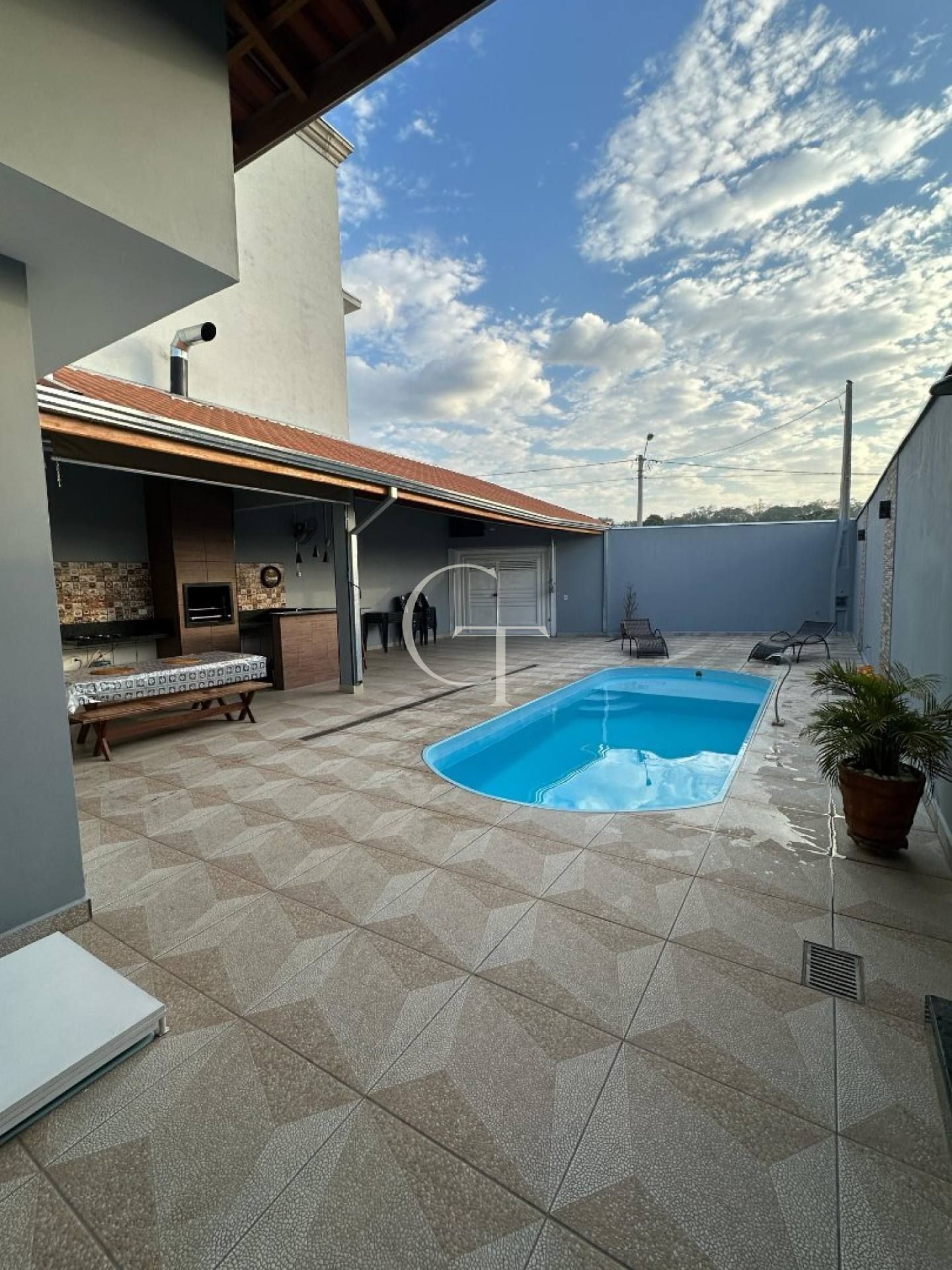 Edícula à Venda de 165,00 m² no Jardim Novo São Pedro em Salto/SP