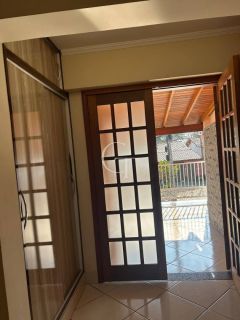 Casa ampla à Venda com Espaço Gourmet e 3 Dormitórios no N. S. do Monte Serrat – Salto SP