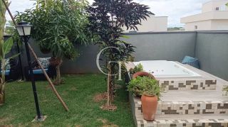 Casa Térrea Mobiliada à Venda no Condomínio Una em Itu