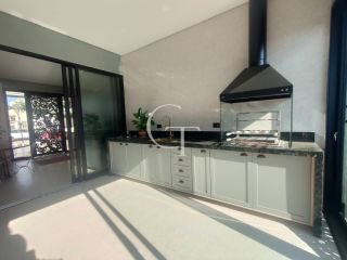 Casa Térrea Mobiliada à Venda no Condomínio Una em Itu