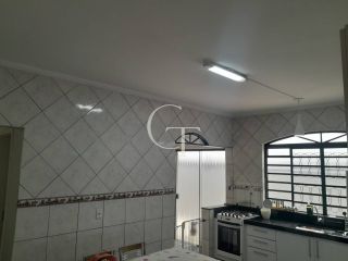 Casa Térrea à Venda com Espaço Gourmet no Santa Marta em Salto SP