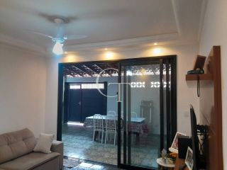 Casa Térrea à Venda com Espaço Gourmet no Santa Marta em Salto SP