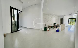 Casa Térrea à Venda no Condomínio Gardenville em Itu SP