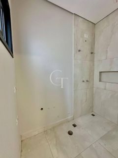 Casa Térrea à Venda no Condomínio Gardenville em Itu SP