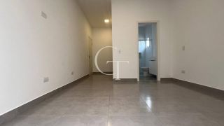 Casa para Locação no Condomínio Garden Ville com 3 suítes, espaço gourmet e quintal amplo