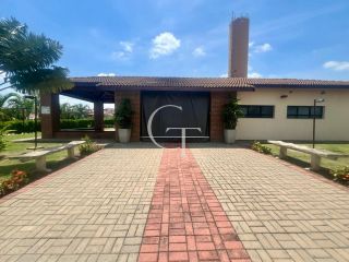 Casa à Venda com 3 suítes e Piscina no Condomínio Mirante dos Ypês em Salto SP