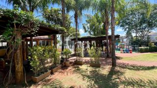 Casa para Aluguel com Piscina, 3 Suítes, Área Gourmet  no Condomínio Reserva Parque do Varvito