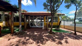 Casa para Aluguel com Piscina, 3 Suítes, Área Gourmet  no Condomínio Reserva Parque do Varvito