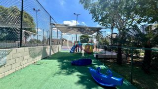 Casa para Aluguel com Piscina, 3 Suítes, Área Gourmet  no Condomínio Reserva Parque do Varvito