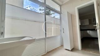 Casa para Aluguel com Piscina, 3 Suítes, Área Gourmet  no Condomínio Reserva Parque do Varvito