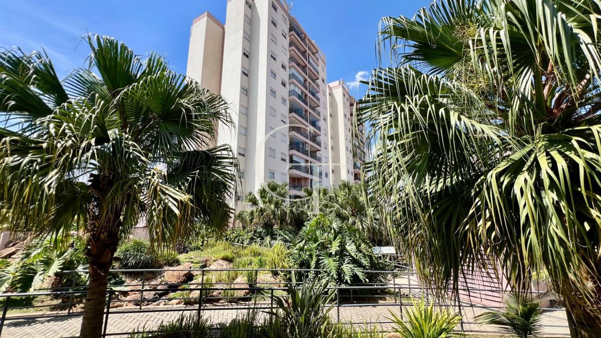 Apartamento à venda 3 dormitórios com suíte, varanda gourmet, vista livre e último andar no Condomínio Natura Park em Itú