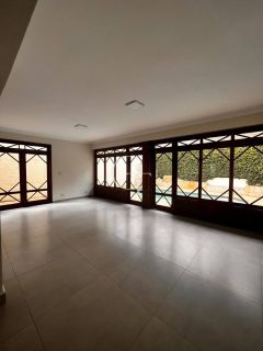 Casa para Locação com 4 Suítes no Condomínio Portella