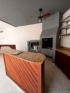 Casa para Locação com 4 Suítes no Condomínio Portella