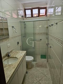 Casa à Venda no Condomínio Pedra Verde em Ubatuba