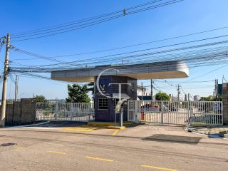 Casa Terrea à Venda com 3 Dormitórios no Condomínio Residencial Vila das Hortênsias