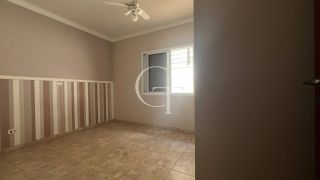 Casa Terrea à Venda com 3 Dormitórios no Condomínio Residencial Vila das Hortênsias