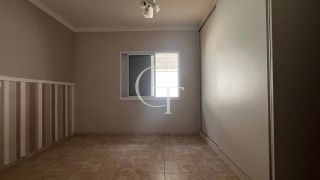 Casa Terrea à Venda com 3 Dormitórios no Condomínio Residencial Vila das Hortênsias