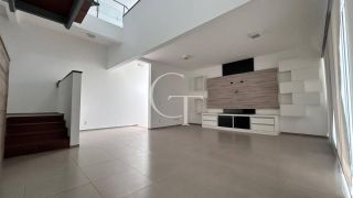 Casa à Venda com 3 Suítes no Condomínio Residencial Vila das Hortênsias