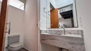 Casa à Venda com 3 Suítes no Condomínio Residencial Vila das Hortênsias