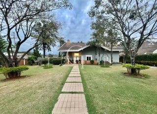 Casa de Alto Padrão à Venda no Haras Paineiras com 4 Suítes, Condomínio de Luxo em Salto SP