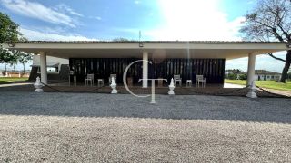 Casa de Alto Padrão à Venda no Haras Paineiras com 4 Suítes, Condomínio de Luxo em Salto SP