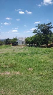 Grande Terreno à Venda no Condomínio Campos Santo Antônio II -Itu SP