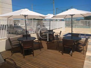 Apartamento à Venda com 2 Dormitórios no Condomínio Recanto dos Pássaros em Itu