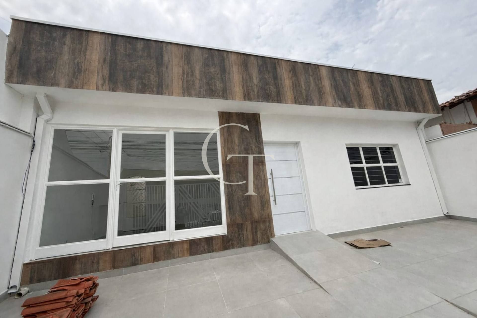 Excelente casa comercial para locação com 05 Salas - Bairro Brasil