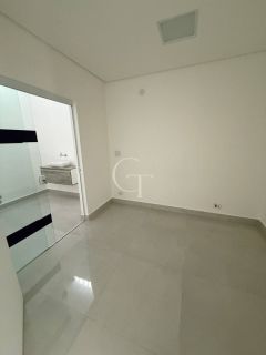 Excelente casa comercial para locação no Bairro Brasil