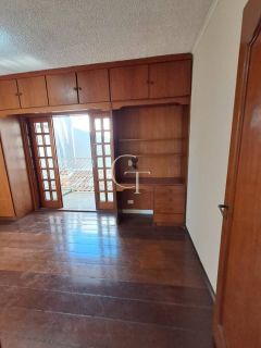 Casa à Venda no bairro Alberto Gomes