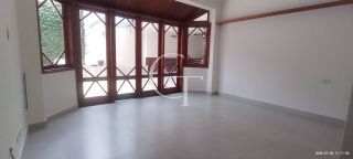 Excelente casa no Condomínio Portella  4 suítes e piscina