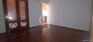 Excelente casa no Condomínio Portella  4 suítes e piscina