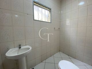 Casa Para Alugar com 03 Dormitórios sendo 01 suíte - Potiguara em Itu