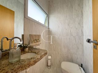 Casa Térrea com Piscina à Venda no Condomínio Gardenville - Itu SP