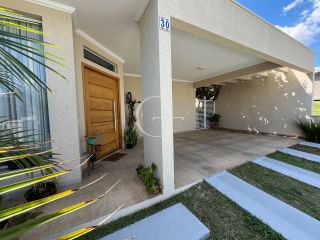 Casa Térrea com Piscina à Venda no Condomínio Gardenville - Itu SP