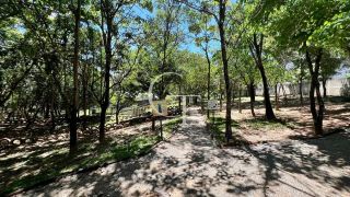 Terreno à Venda Condomínio Parque do Varvito Itu 260m² Fundo para Área Verde Interna