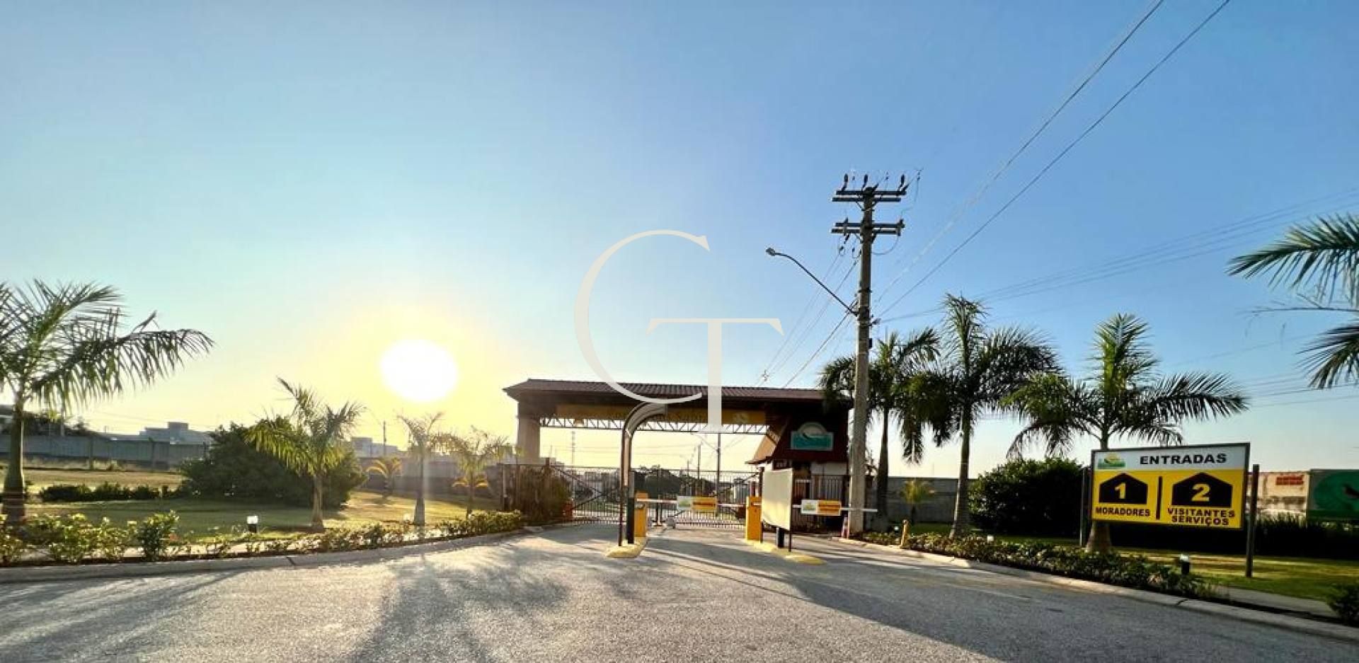 Casa à Venda no Condomínio Portal dos Sabiás