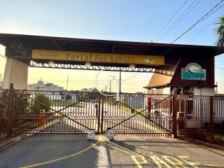 Casa à Venda no Condomínio Portal dos Sabiás