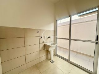 Casa à Venda no Condomínio Portal dos Sabiás