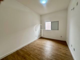 Casa à Venda no Condomínio Portal dos Sabiás