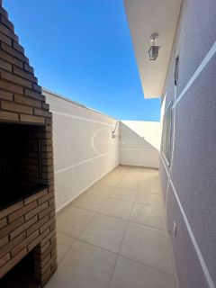 Casa à Venda no Condomínio Portal dos Sabiás