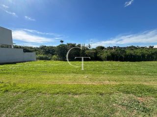 Terreno à Venda de 368,27m² no Condomínio Una