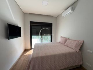 Casa Alto Padrão à Venda no Condomínio Santa Mônica em Itu com 3 Suítes, Espaço Gourmet e Quintal Amplo