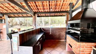 Casa Alto Padrão à Venda no Condomínio Santa Mônica em Itu com 3 Suítes, Espaço Gourmet e Quintal Amplo