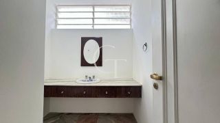 CASA COMERCIAL AMPLA no CENTRO DE ITU PARA  ALUGAR  ÁREA EXTERNA,CLÍNICA,CONSULTÓRIO OU EMPRESA