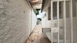 CASA COMERCIAL AMPLA no CENTRO DE ITU PARA  ALUGAR  ÁREA EXTERNA,CLÍNICA,CONSULTÓRIO OU EMPRESA