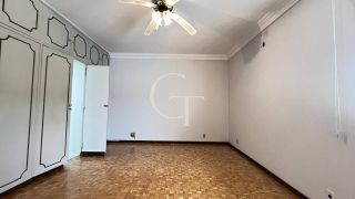 CASA COMERCIAL AMPLA no CENTRO DE ITU PARA  ALUGAR  ÁREA EXTERNA,CLÍNICA,CONSULTÓRIO OU EMPRESA