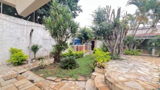 CASA COMERCIAL AMPLA no CENTRO DE ITU PARA  ALUGAR  ÁREA EXTERNA,CLÍNICA,CONSULTÓRIO OU EMPRESA