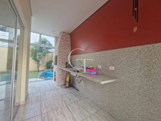 Casa à Venda em Itu | Sobrado 3 Dormitórios com Suíte e Quintal | Próximo ao Tenda | Aceita Permuta Maxim ou Recanto dos Pássaros