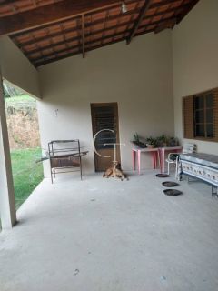 Sítio Para Vender com 04 quartos 01 suítes, com linda capela em Itu